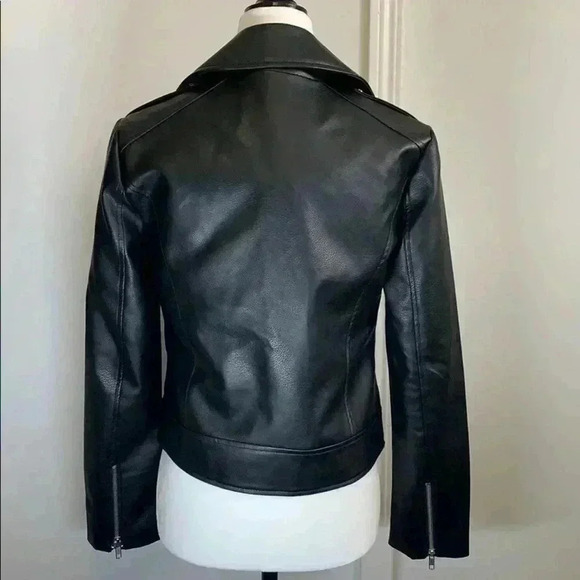 BNWT Cupcakes and cashmere faux leather Moto Jacket size Xs - Picture 3 of 7